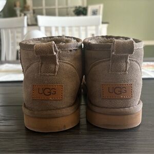 UGG ultra Mini in Antilope